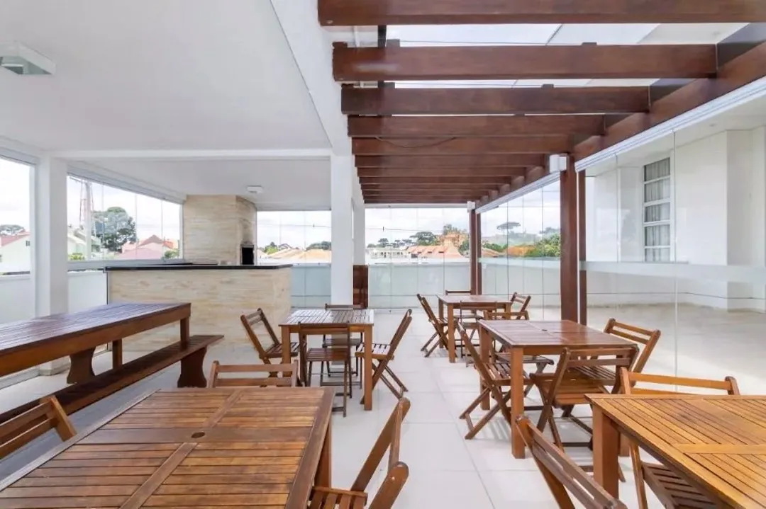 Apartamento de 2 dormitorios con balcón cerrado en vidrio — photo 47