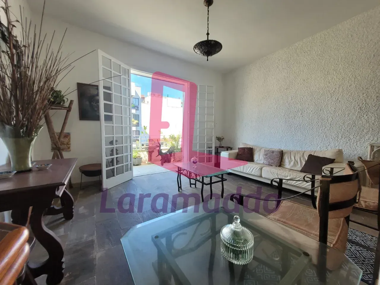 210 m² apartment with 5 bedrooms and 3 bathrooms — photo 3