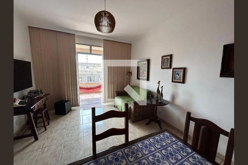 90 m² rental apartment with 3 bedrooms and balcony — photo 25