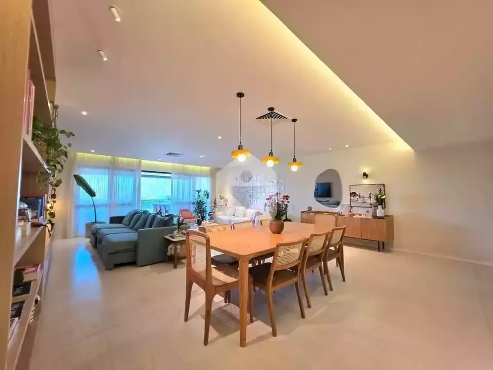 Мебльована квартира 231 м² з 4 спальнями-сюїтами і 4 місцями — photo 17