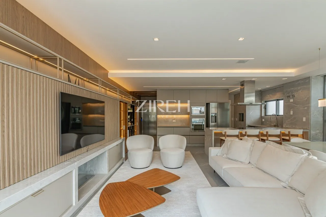 186 m² apartment with 3 en-suite bedrooms and 3 parking — photo 3