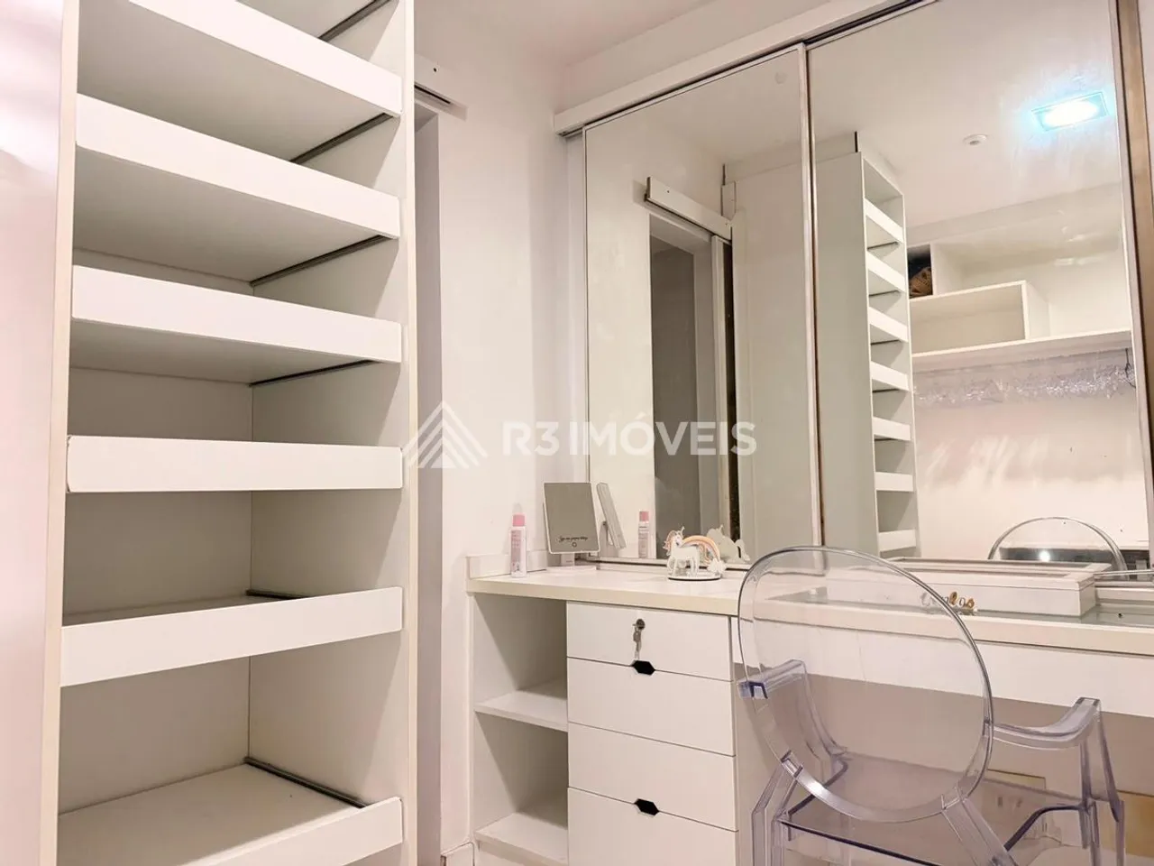 Apartamento mobiliado com 1 quarto e 2 banheiros — photo 11
