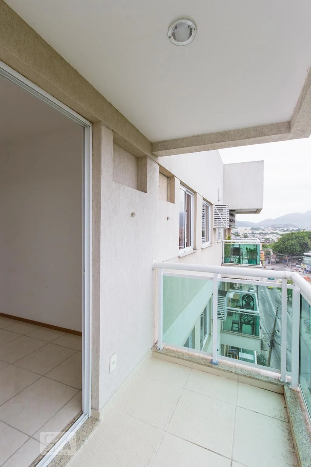 Apartment with a separate kitchen and 2 bedrooms — photo 9