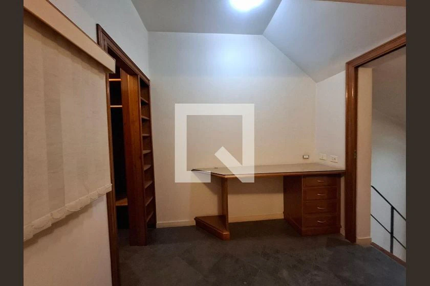 110 m² apartment with built-in wardrobes and a balcony — photo 17