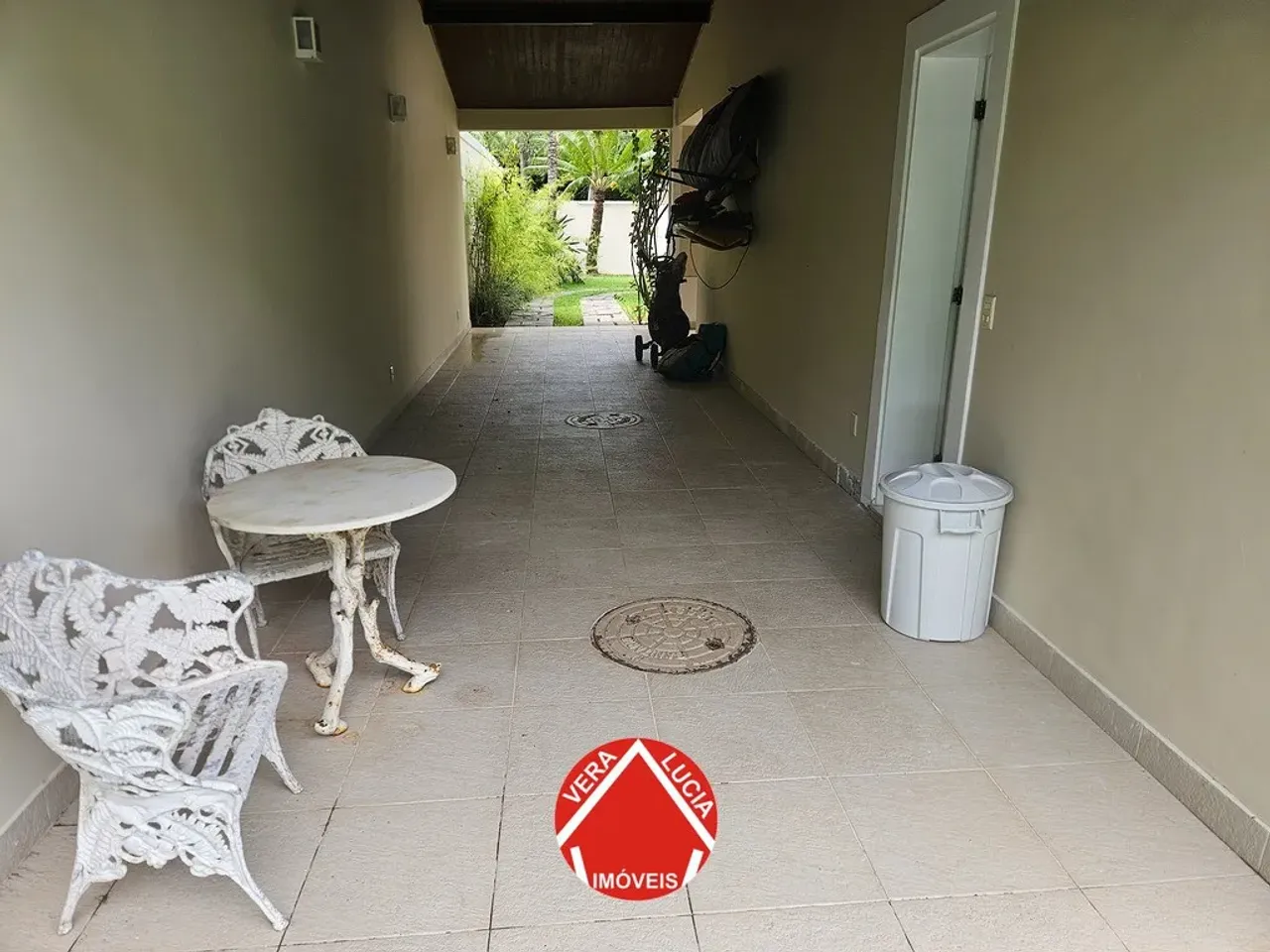 Casa em condomínio com 4 quartos e 5 banheiros — photo 18