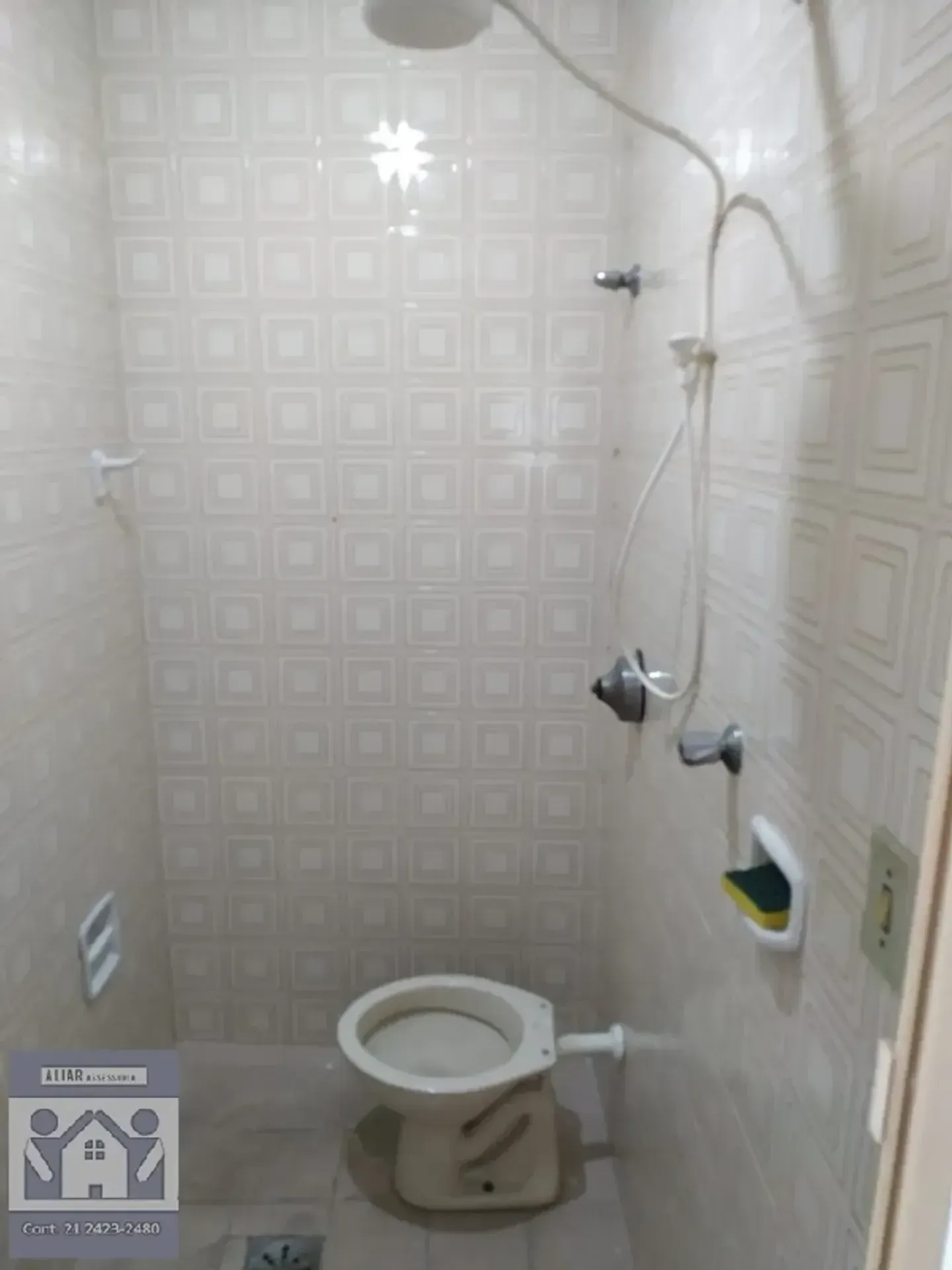 Apartment on the 6th floor with a glass-enclosed balcony — photo 14