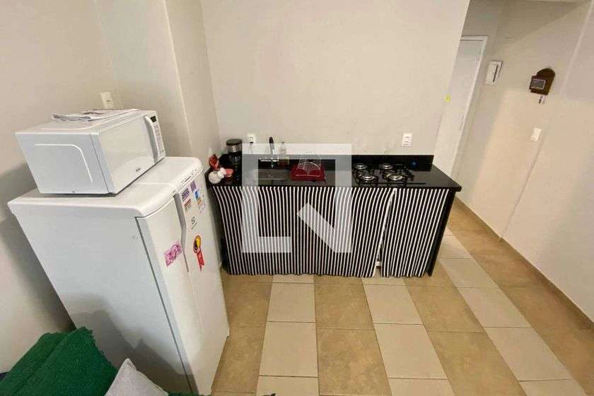 Studio mobiliado de 35 m² com 1 quarto e 1 banheiro — photo 2