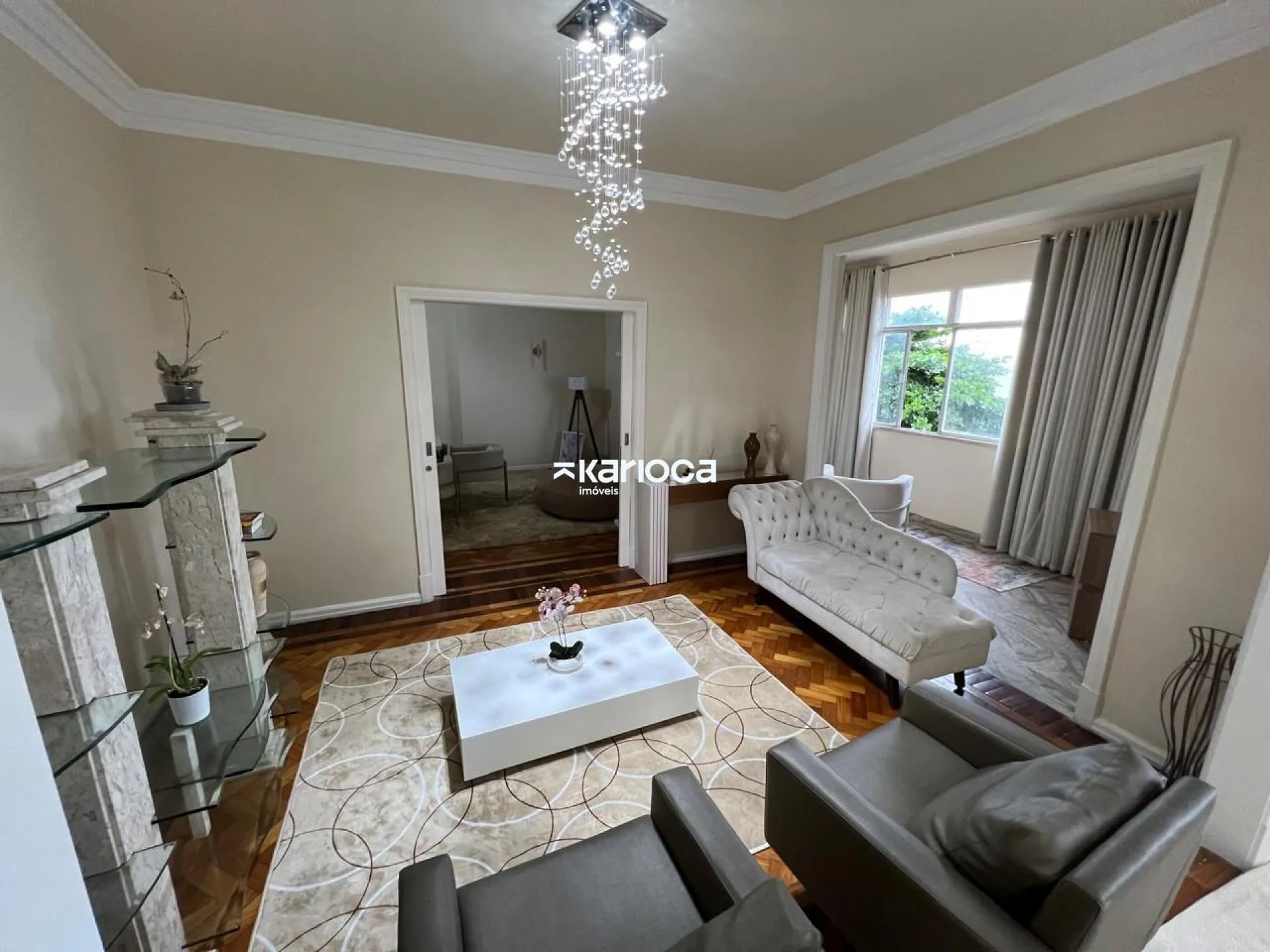 Furnished 4-bedroom apartment with 4 bathrooms — photo 32