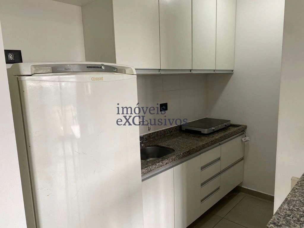 1-bedroom apartment with no parking space and a balcony — photo 4