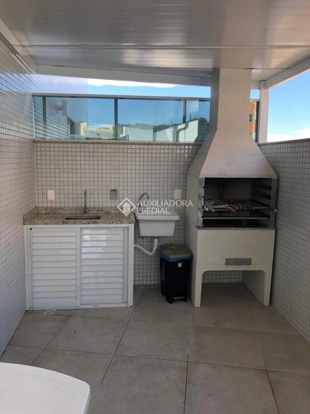 Apartamento amueblado de 1 dormitorio con balcón — photo 4