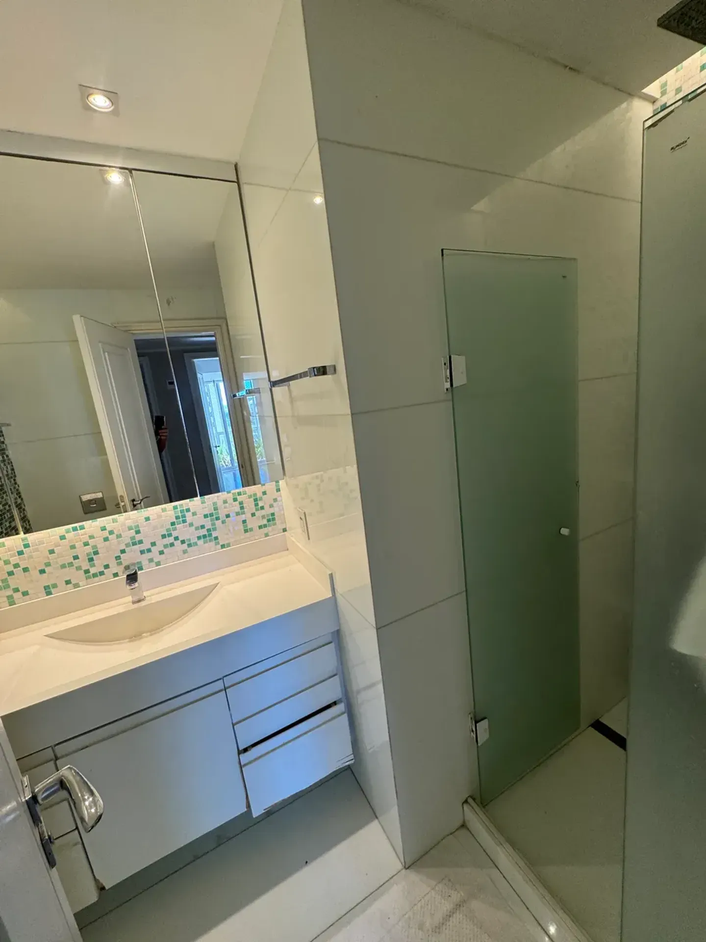Apartamento de 200 m² com closet e vista para a água — photo 18