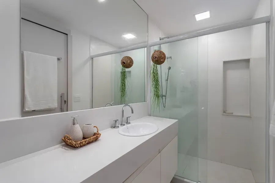 Unfurnished apartment with 3 bedrooms and 3 bathrooms — photo 41