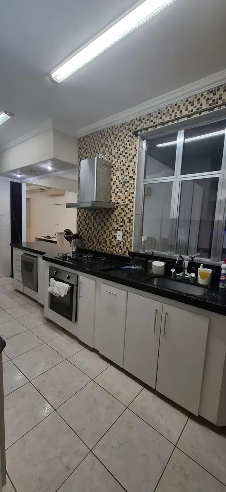 3-bedroom apartment with 2 bathrooms and glass balcony — photo 25