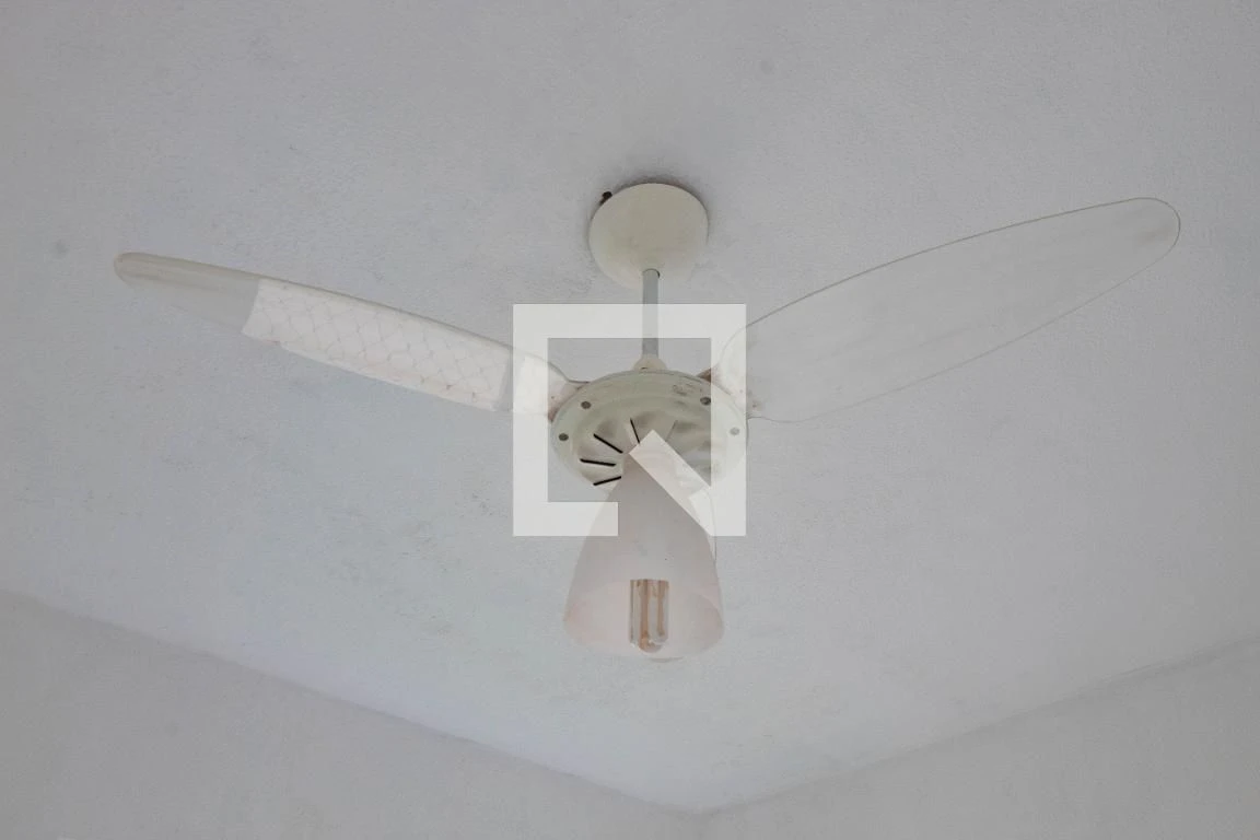 Unfurnished rental apartment with 2 bedrooms and parking — photo 32