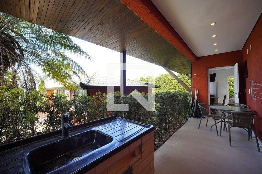 Kitnet/estúdio mobiliado de 29 m² com varanda — photo 17