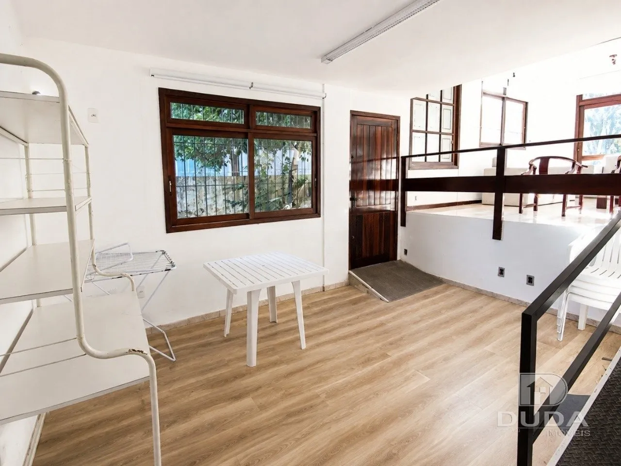 Casa mobiliada com 5 quartos e 260 m² com 2 suítes — photo 13