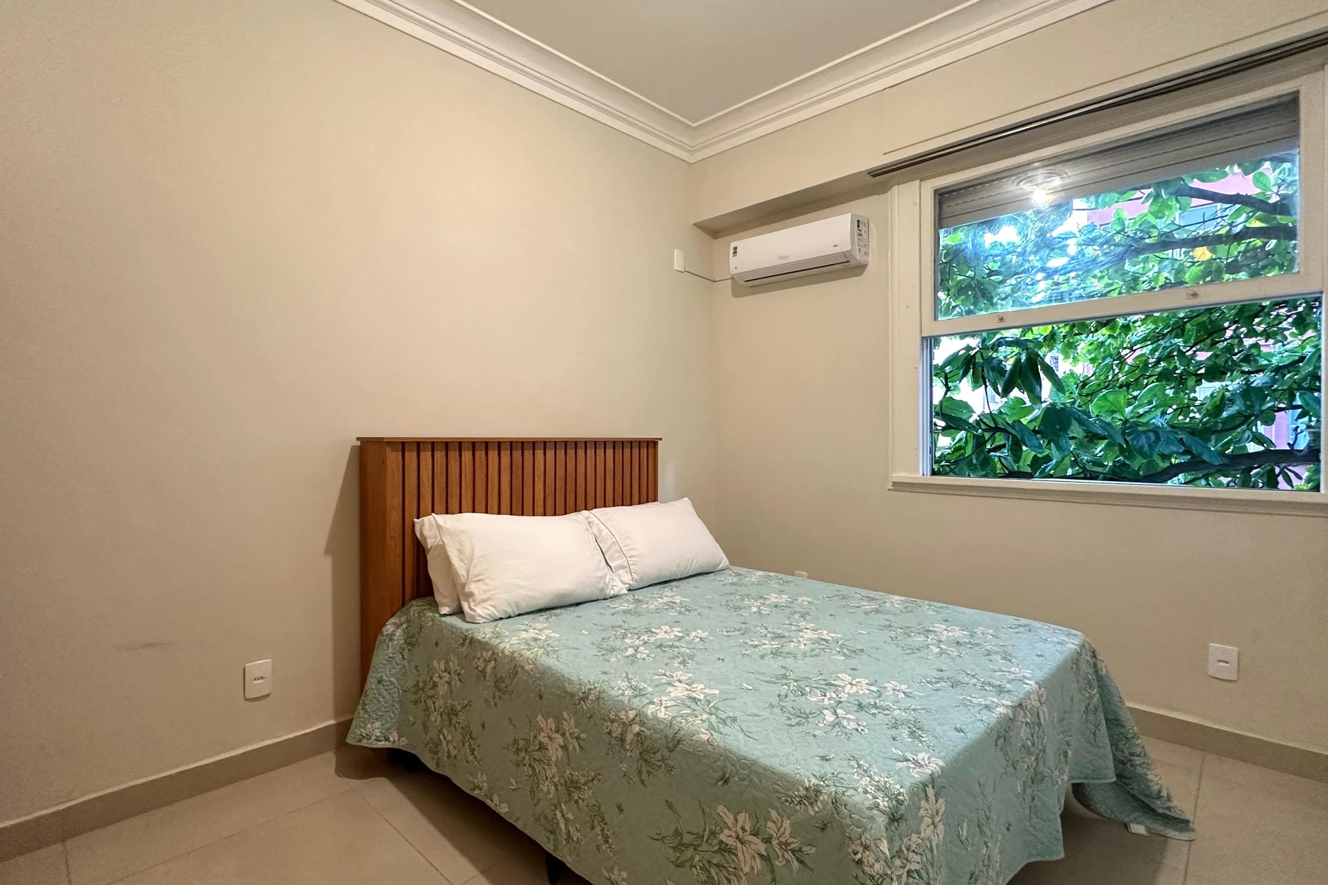 Furnished 1-bedroom apartment with 1 bathroom, no parking — photo 4