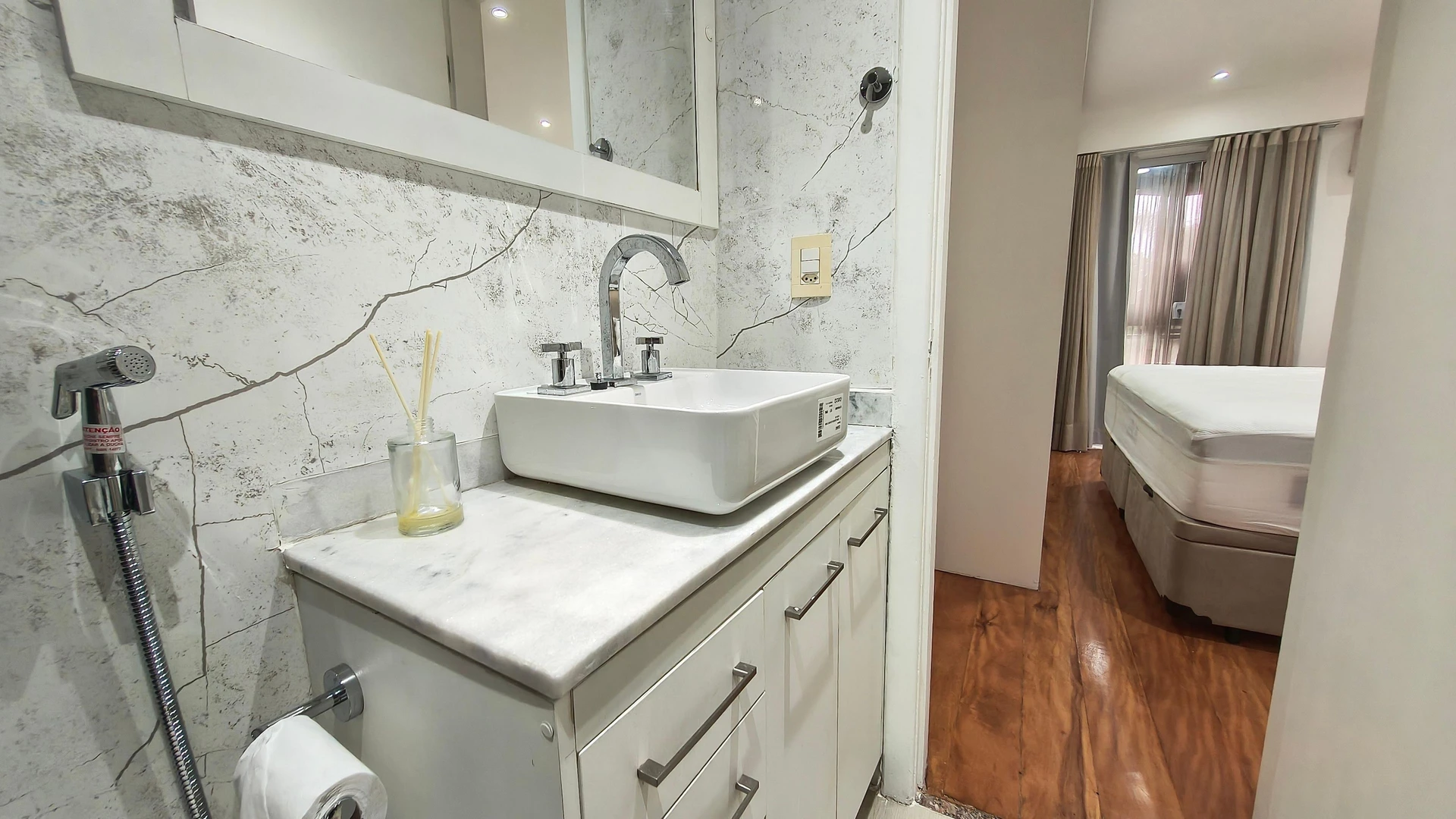 Washing machine in a 4-bedroom apartment, 205 m² — photo 31