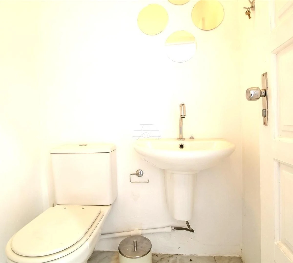 3-bedroom house with a grill on the balcony in Curitiba — photo 21
