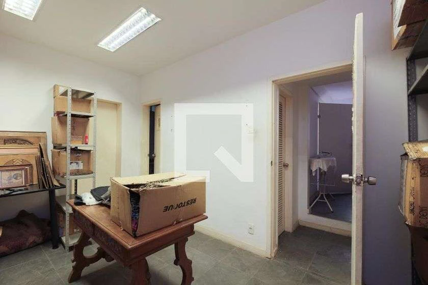 Rental house with 10 bedrooms and a separate kitchen — photo 16