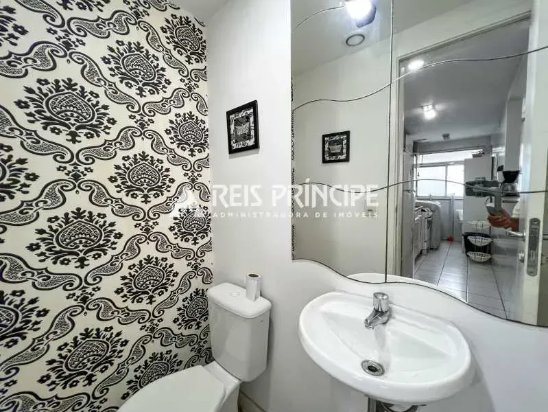 Furnished 2-bedroom apartment with 2 bathrooms — photo 11