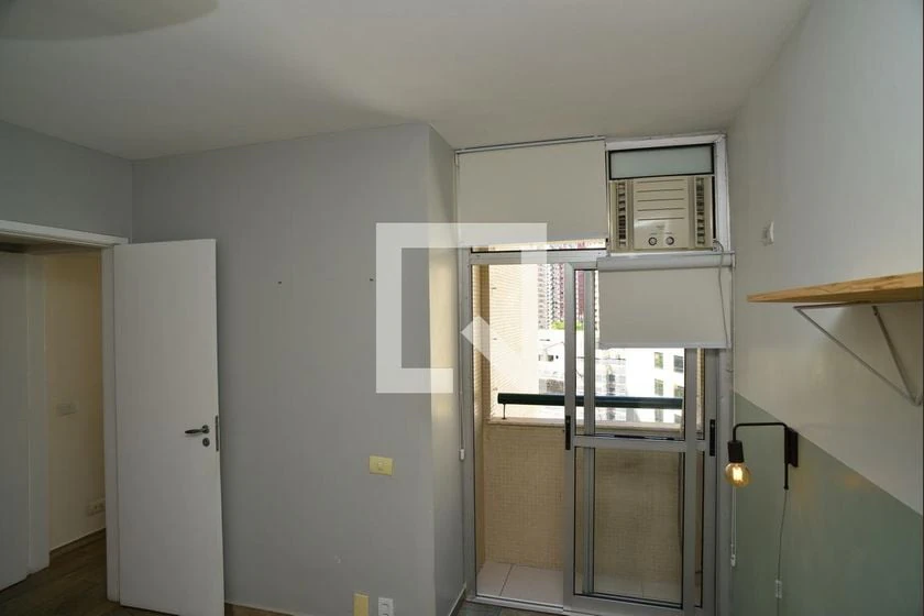 82 m² rental apartment with 2 bedrooms and enclosed balcony — photo 24