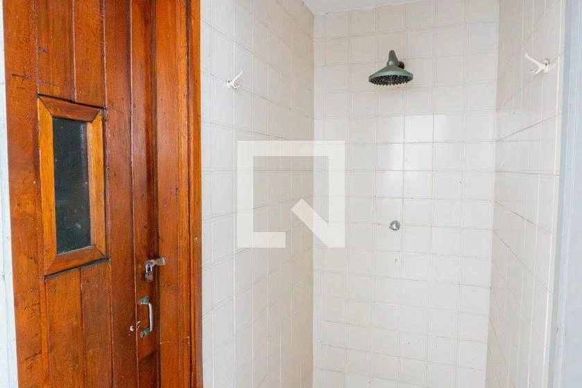 3-bedroom apartment with a washing machine — photo 18