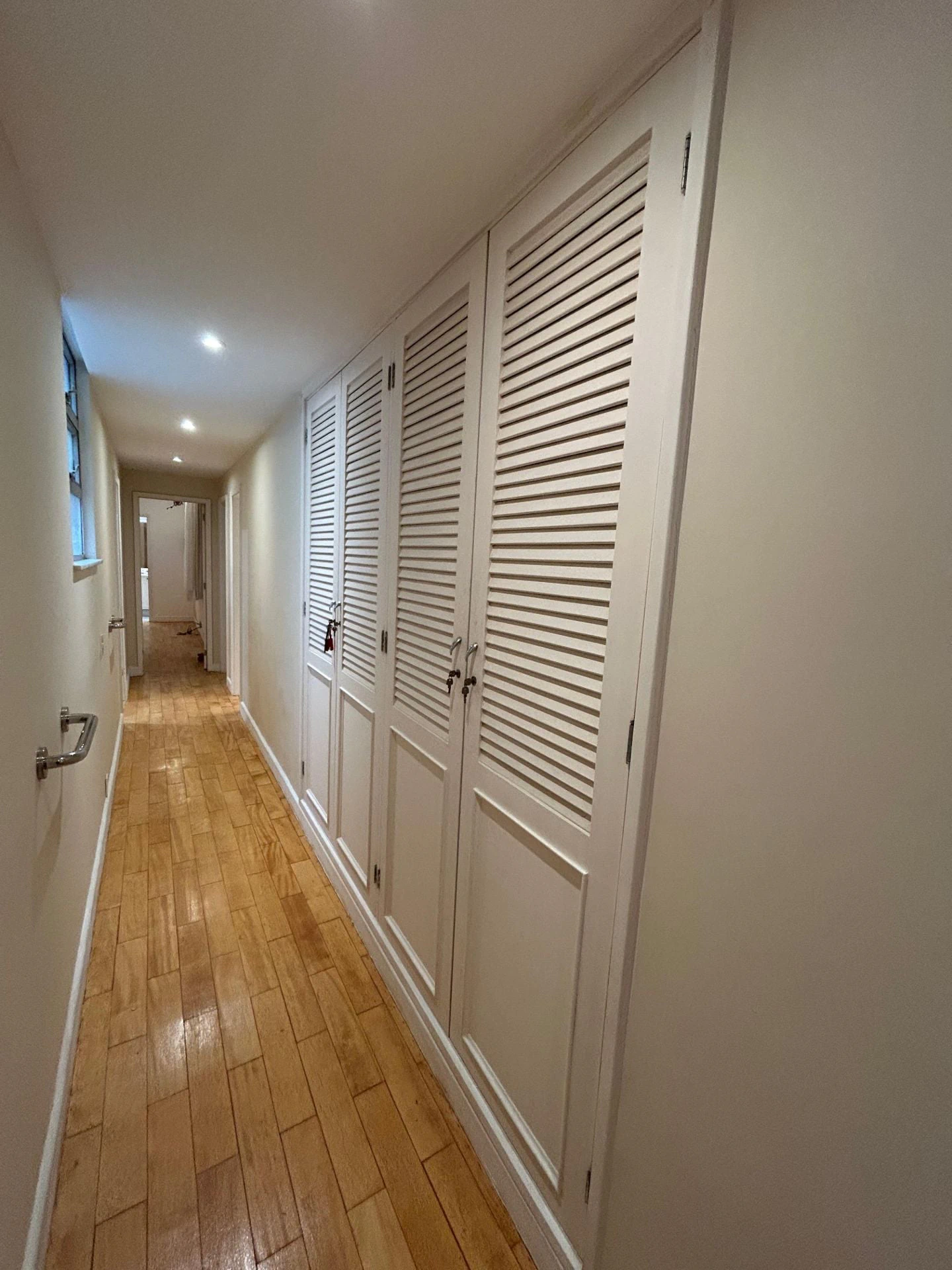 Furnished apartment, 185 m², with a washing machine — photo 24