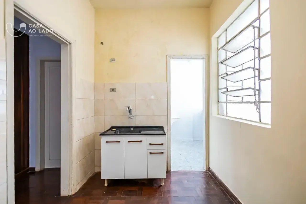 42 m² 1-bedroom apartment with a closed kitchen — photo 8