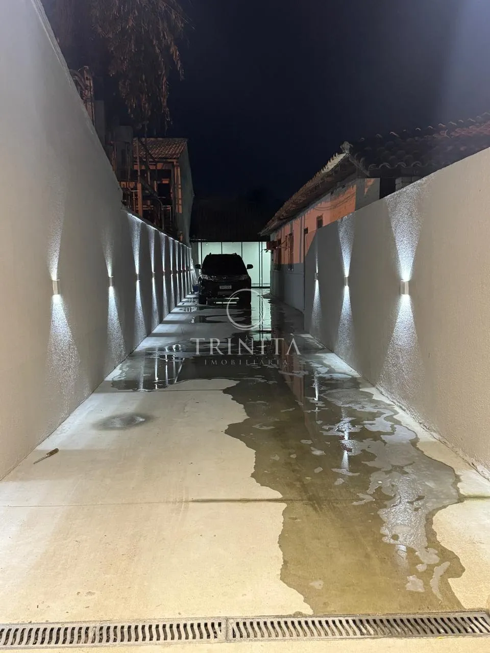 5 quartos e janelas do piso ao teto: casa de 350 m² — photo 18