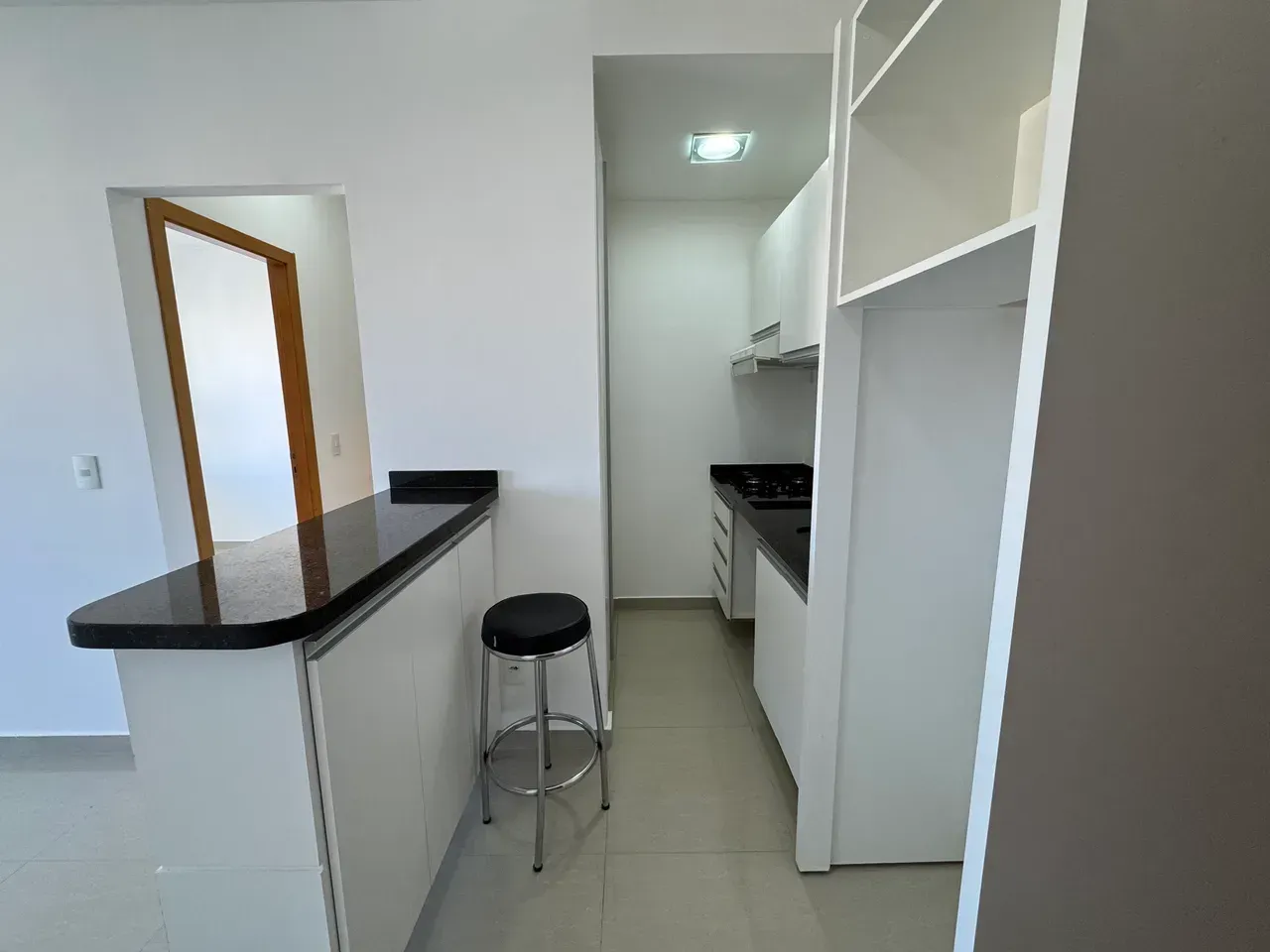 Apartamento 1 dormitório sem vaga com cozinha integrada — photo 9