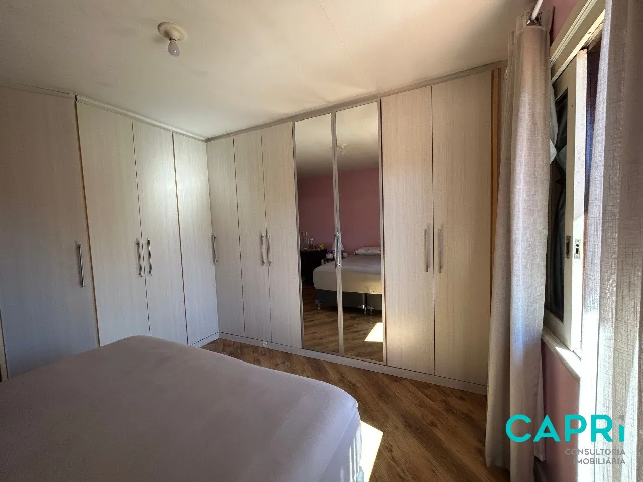 House with 4 bedrooms and a private BBQ — photo 11