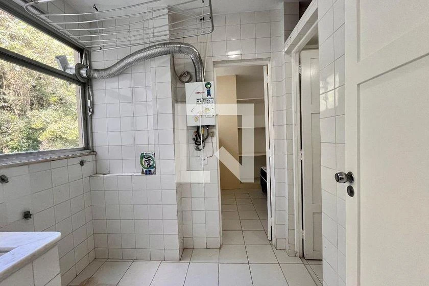 Apartamento de 2 quartos com cozinha fechada — photo 41
