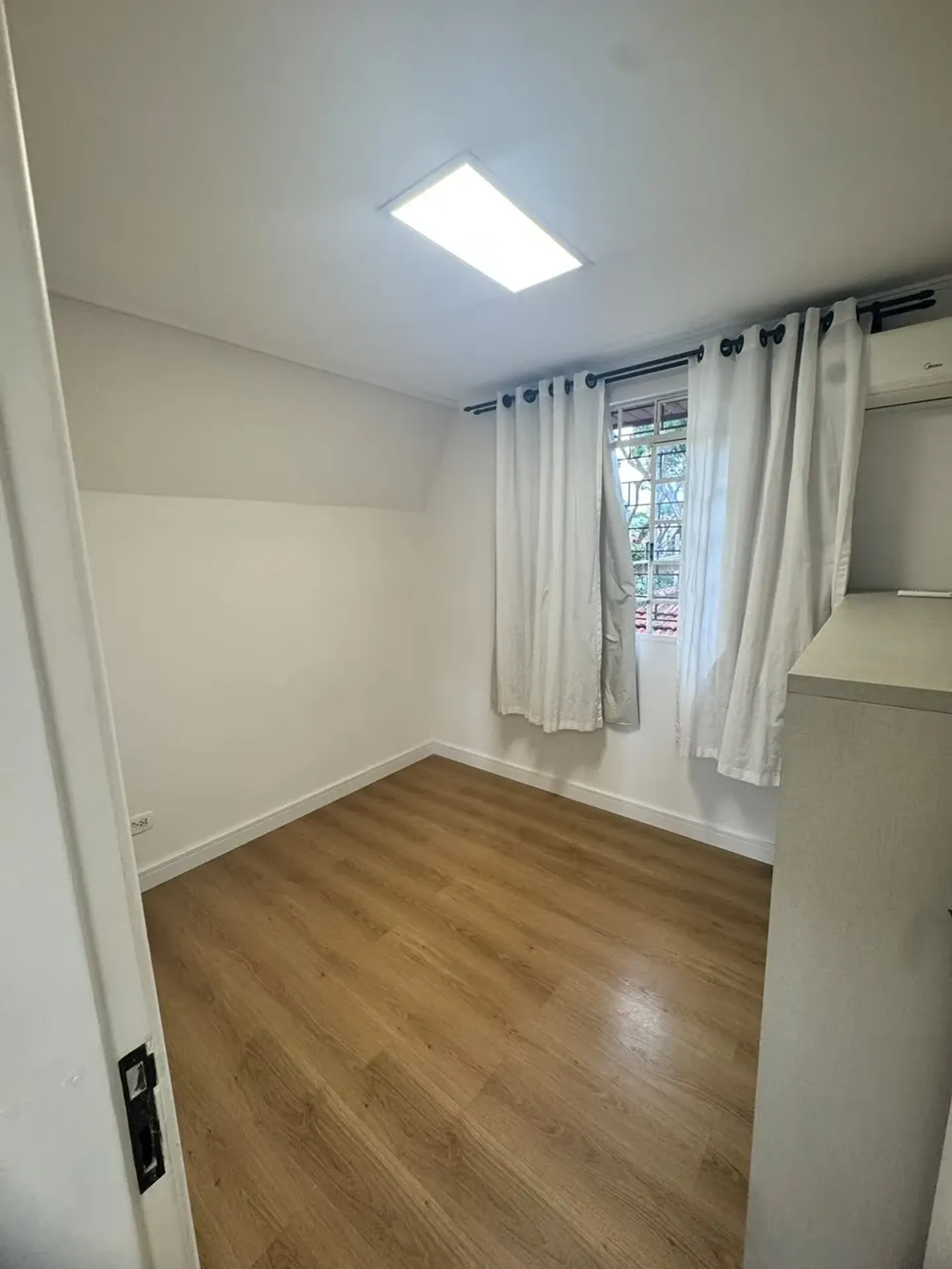 37 m² 1-bedroom apartment with a gas kitchen — photo 5