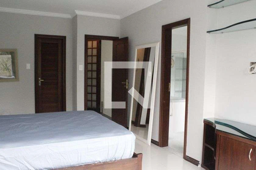 800 m² house with 5 bedrooms and a private-use pool — photo 30