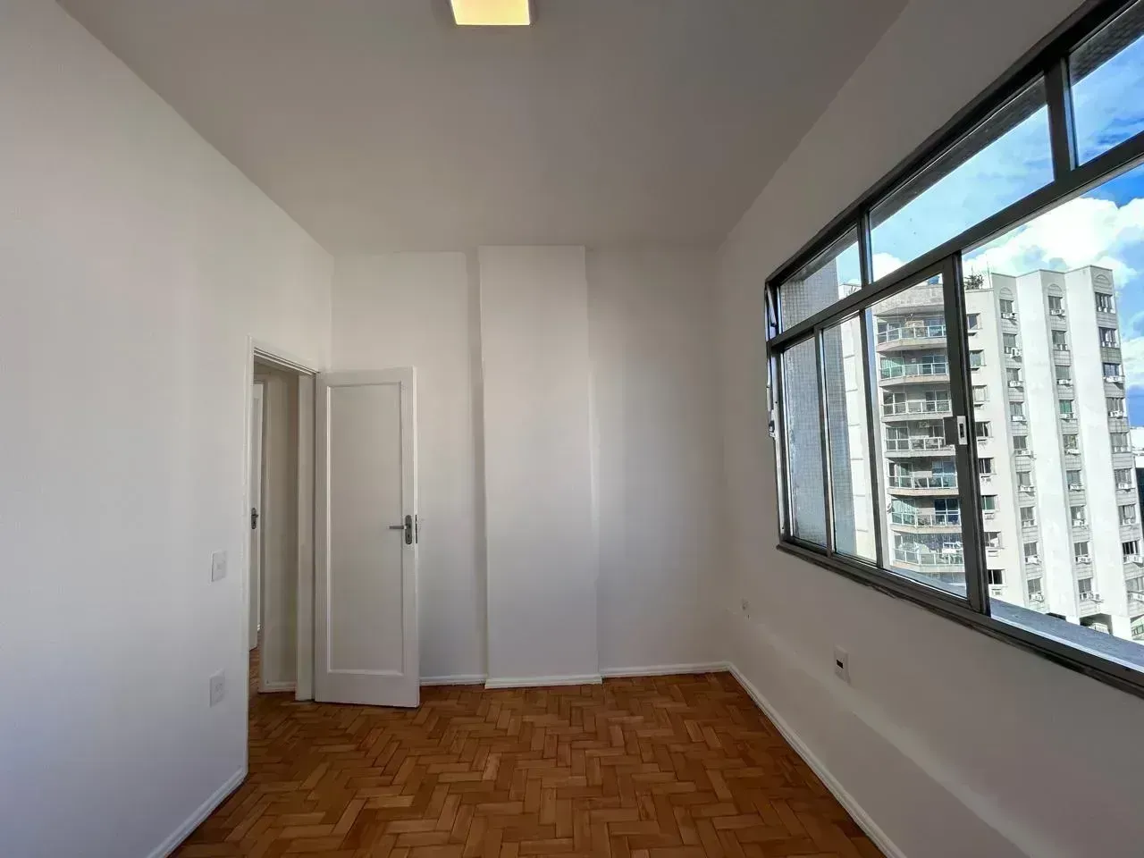2-bedroom apartment with 2 bathrooms and 1 parking spot — photo 23