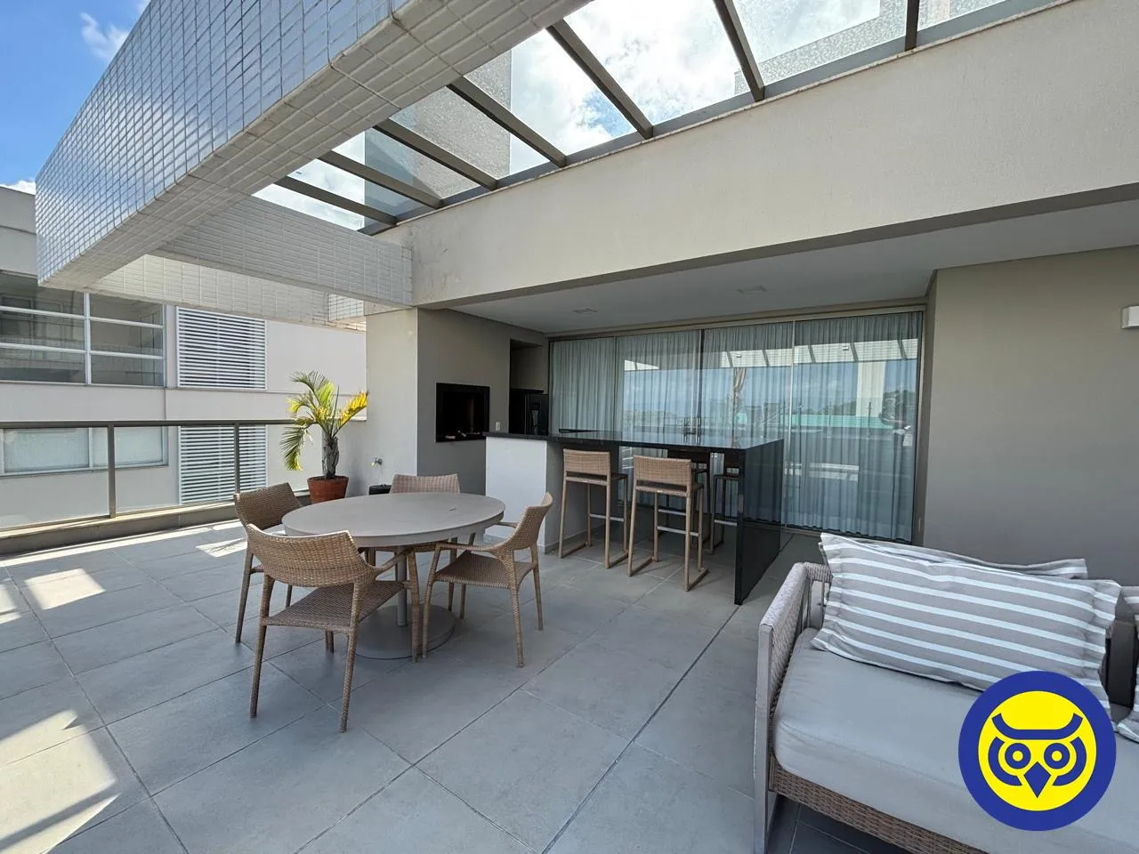 3-bedroom apartment with a water view — photo 20