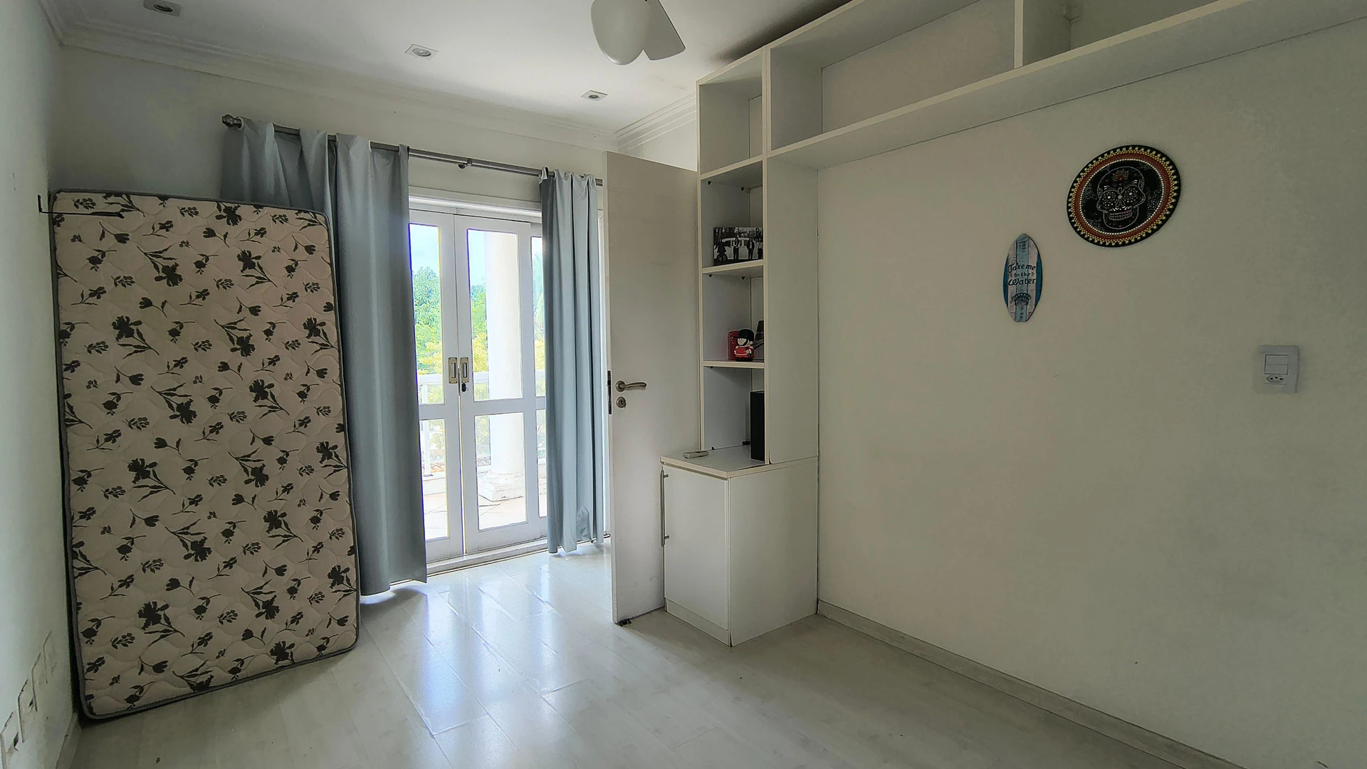 Furnished house with 7 bedrooms and open-plan kitchen — photo 12