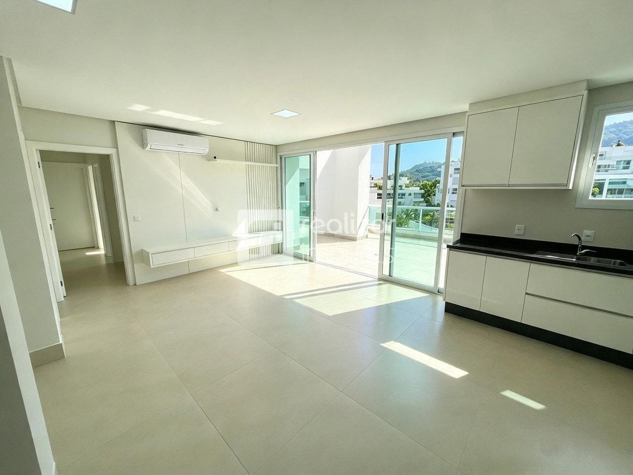 Apartment, 166 m², with a grill on the balcony