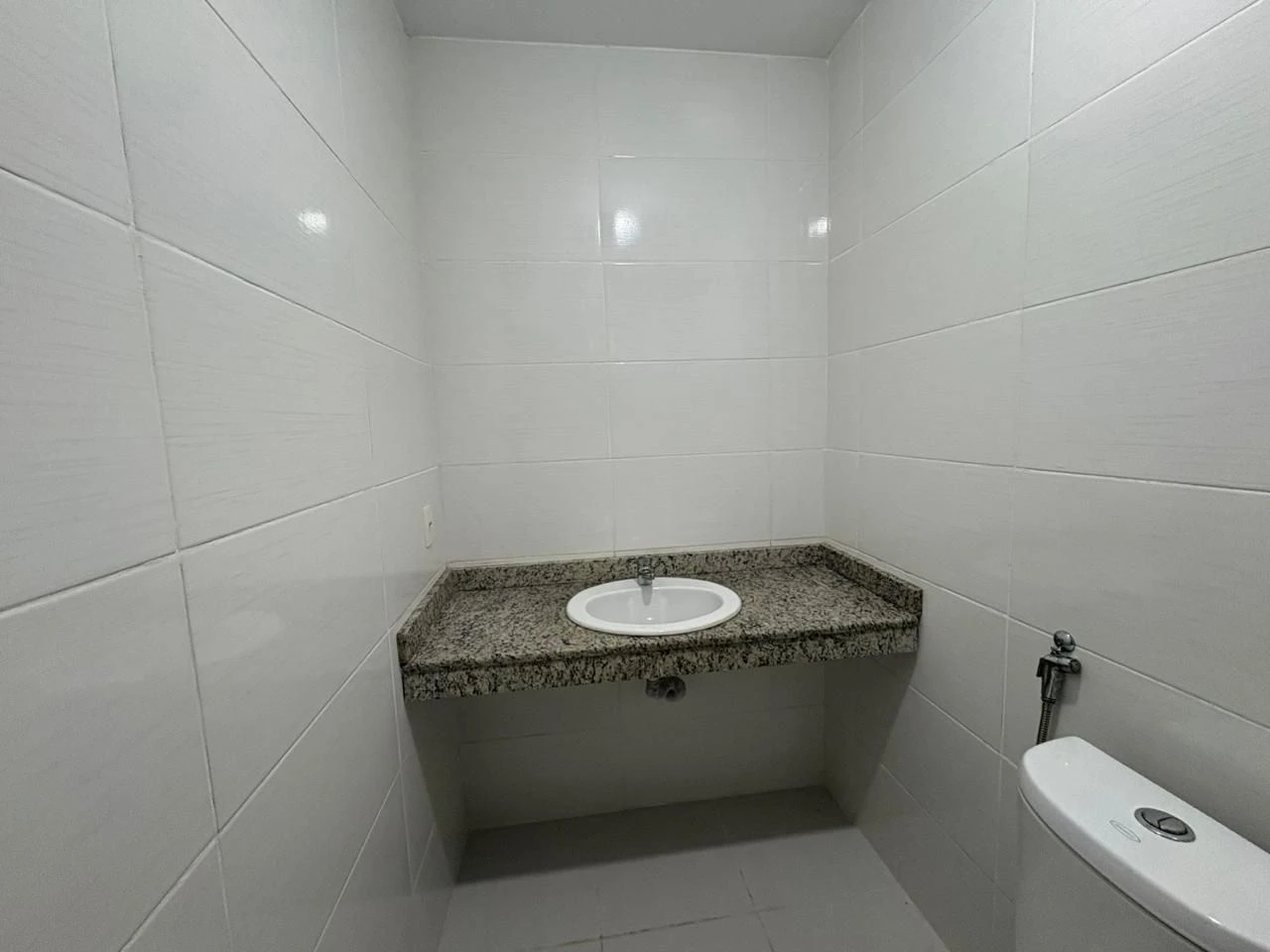 Unfurnished house with 3 bedrooms and 3 bathrooms — photo 22