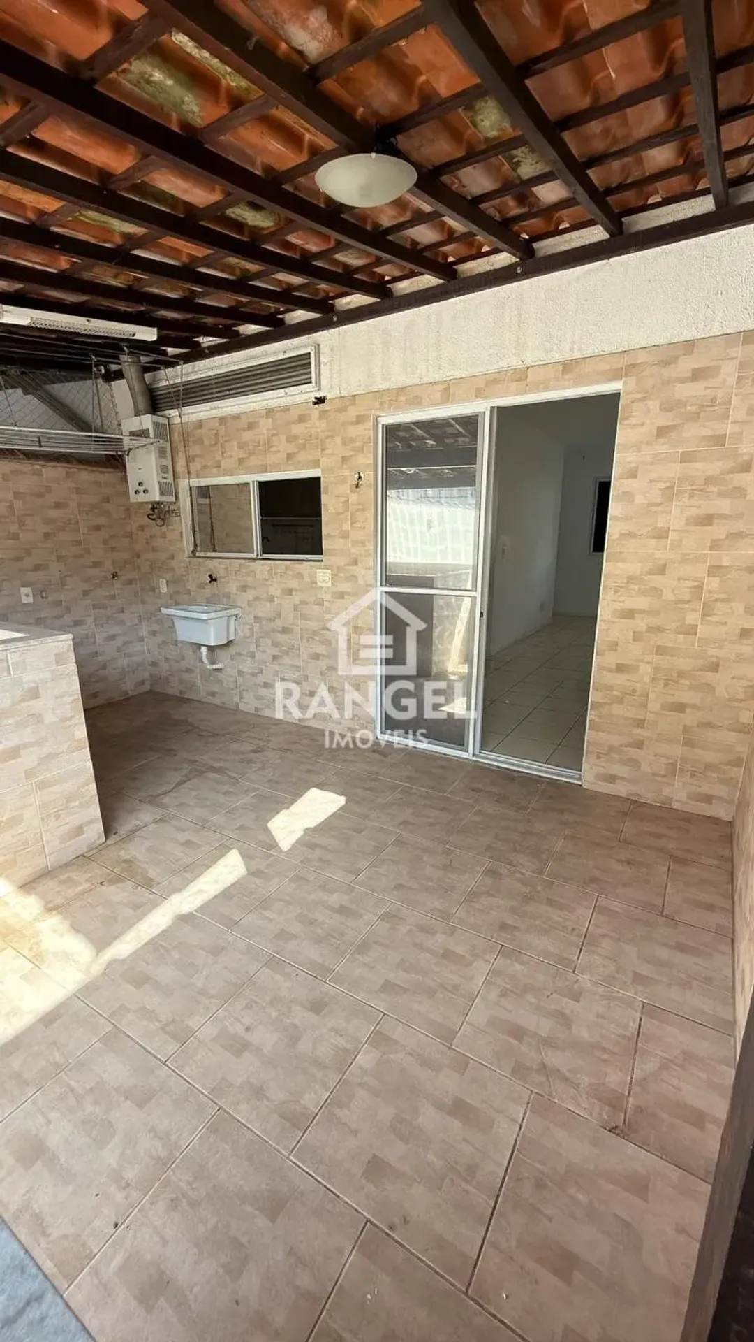 138 m² house with 3 bedrooms and a big private yard — photo 3
