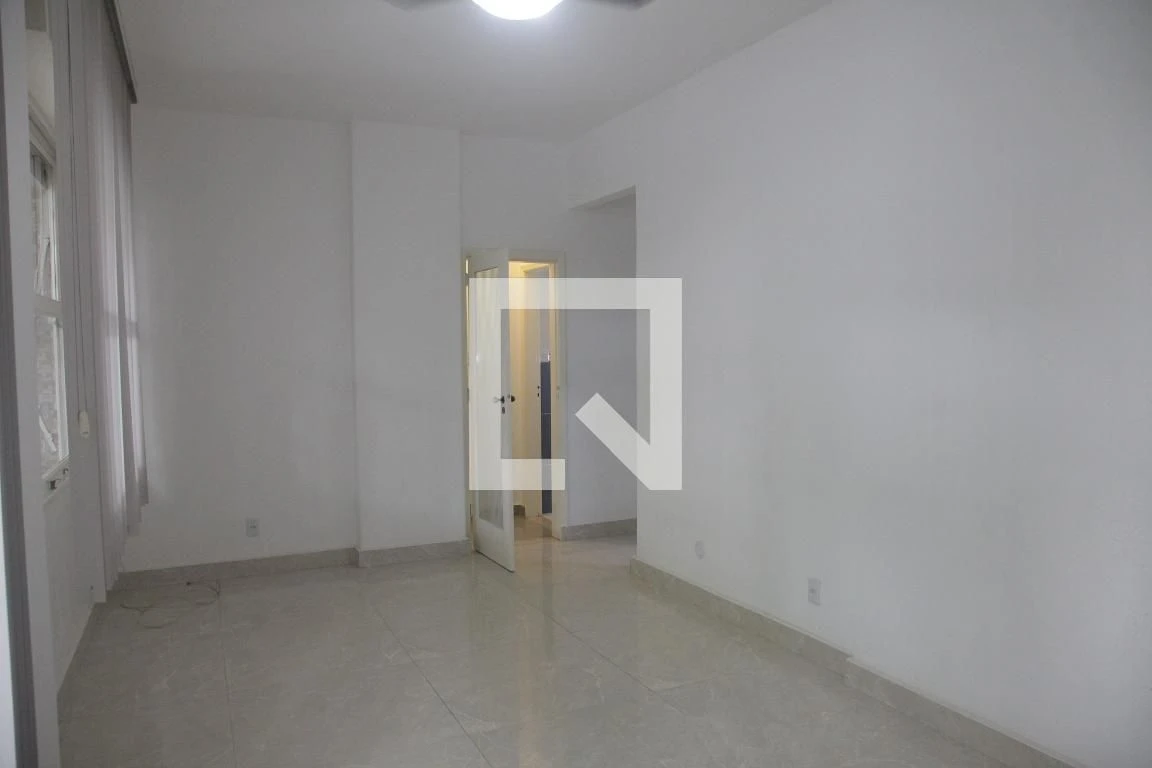Home office in a 2-bedroom apartment, 85 m² — photo 11