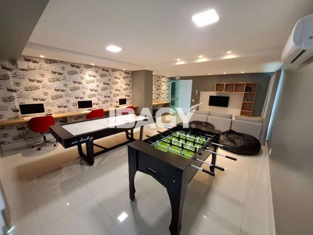 Private pool in a 3-bedroom apartment, 105 m² — photo 10