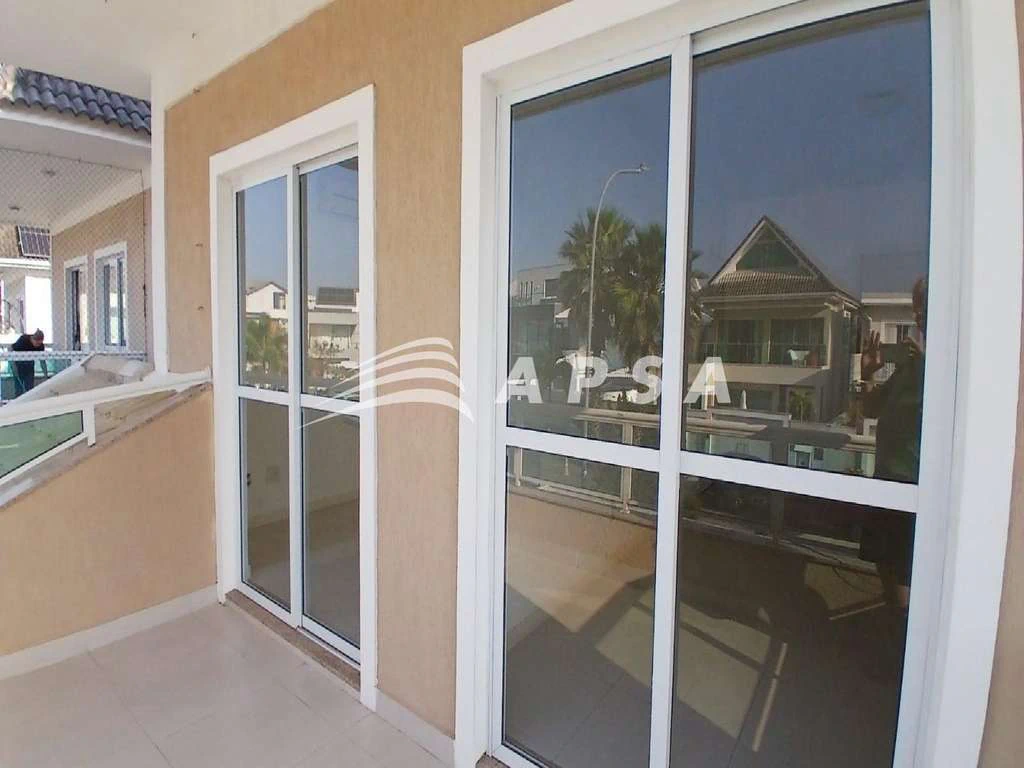 300 m² house with 4 en-suite bedrooms and private BBQ — photo 20