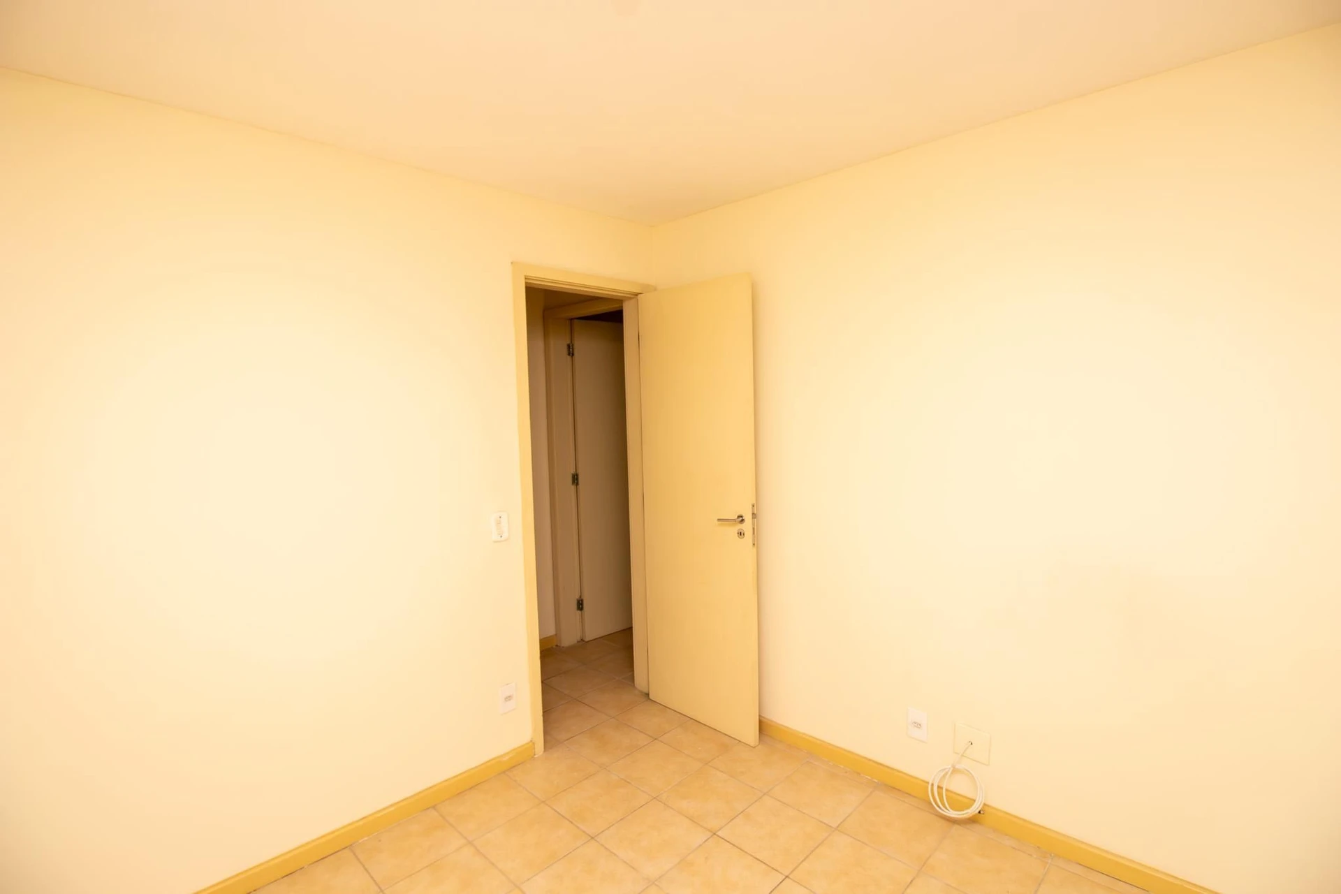 3-bedroom apartment, 1 with its own bathroom, 100 m² — photo 20
