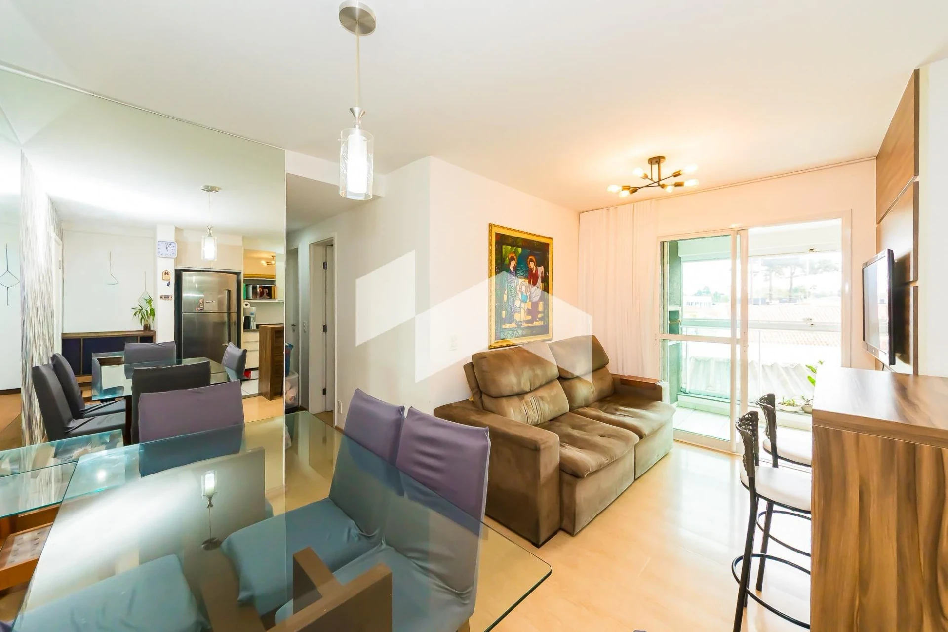 Furnished 3-bedroom apartment with balcony and built-in grill