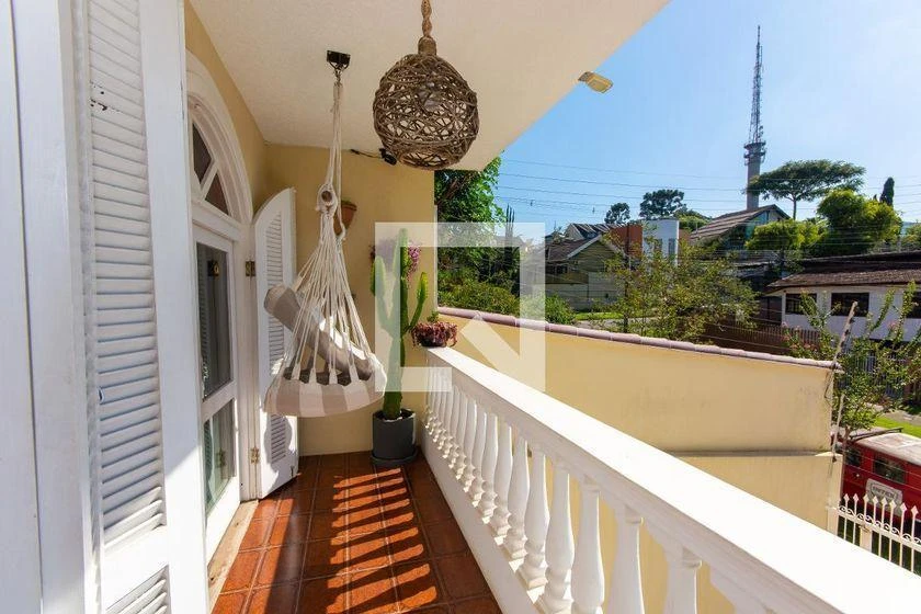 3-bedroom house with a home office in Curitiba — photo 9