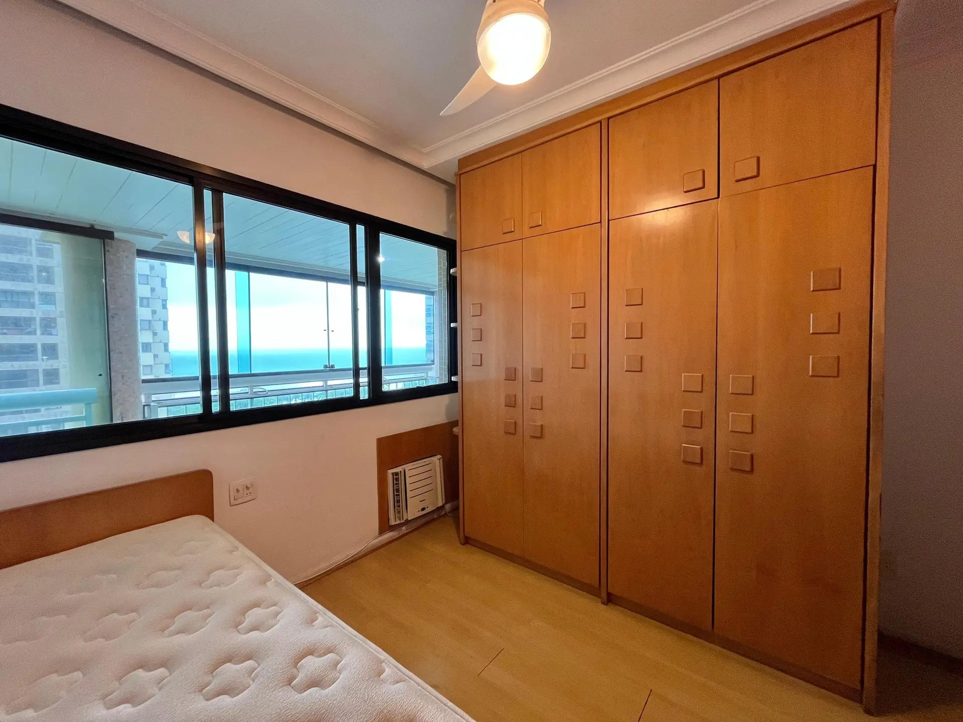 Apartment, 147 m², with a water view — photo 6