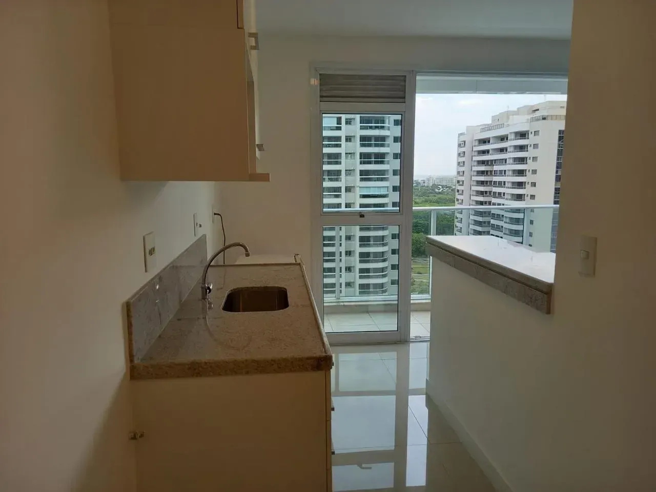 2-bedroom apartment with 2 bathrooms and 1 parking spot — photo 2