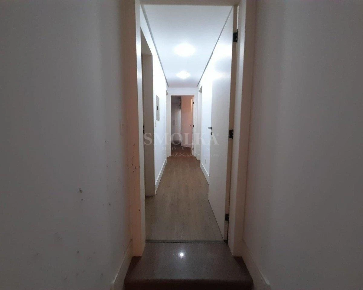 Ванна та 4 спальні: квартира 255 м² — photo 37